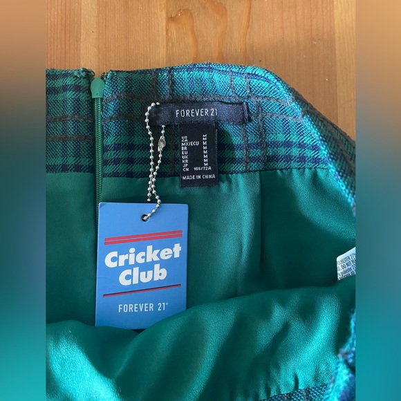 Mini skirt - Picture 2 of 3